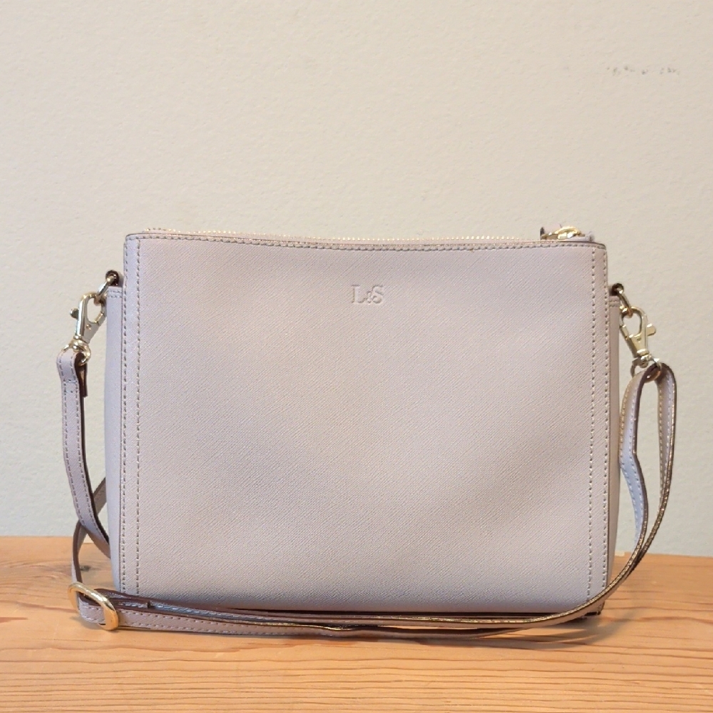 Lo & Sons Pearl Crossbody Bag
